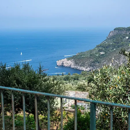 לינה וארוחת בוקר Tra Cielo E Mare - Fantastic Sea View *