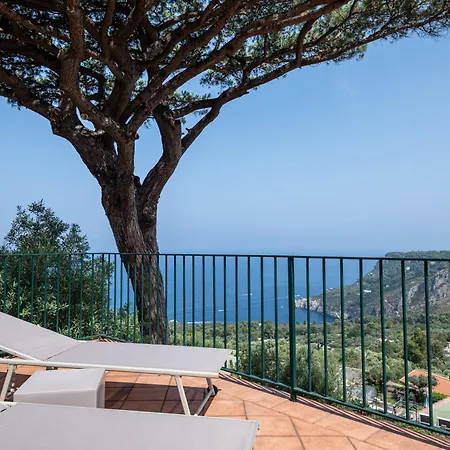 Tra Cielo E Mare - Fantastic Sea View לינה וארוחת בוקר
