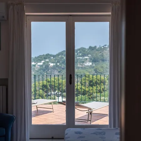 Tra Cielo E Mare - Fantastic Sea View לינה וארוחת בוקר *