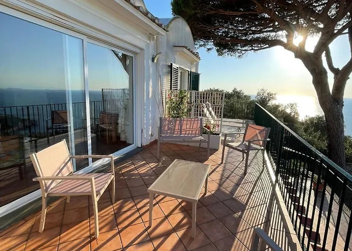 Tra Cielo E Mare - Fantastic Sea View Oda ve Kahvaltı Anacapri (Isola di Capri)